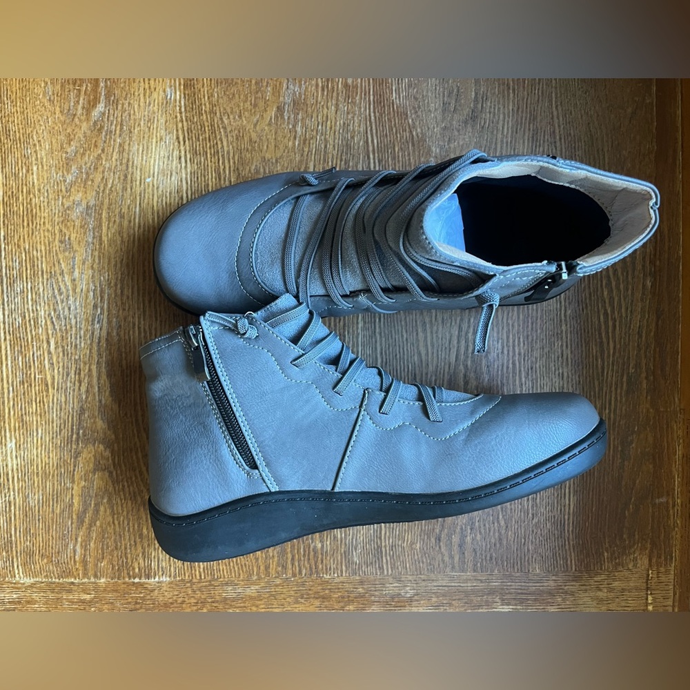 HARENCE Womens Flat Boots Side Zipper Leather Ankle Booties Anti-Slip Waterproof